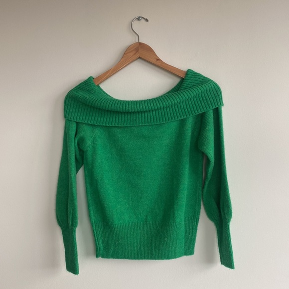 Haley Off Shoulder Sweater In Green - Picture 4 of 10